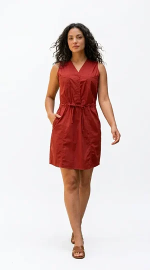 Vestido con ajuste en cintura, color rojo